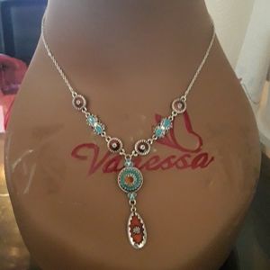 Ladies necklace silver chain with earrings